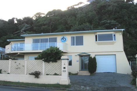 Photo of property in 6 Moana Road, Plimmerton, Porirua, 5026