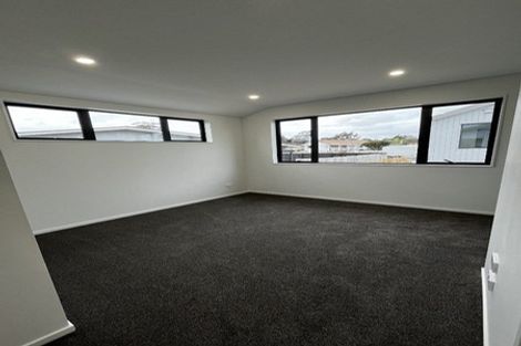 Photo of property in 18 Penfold Place, Henderson, Auckland, 0610