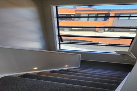 Photo of property in 2/29 May Street, Mount Maunganui, 3116