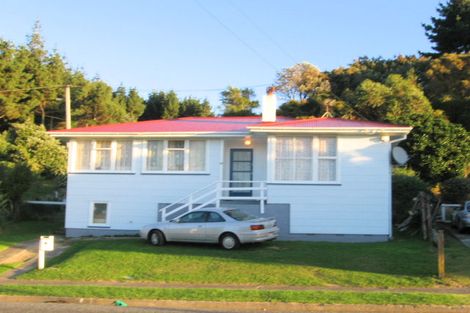 Photo of property in 98 Bedford Street, Cannons Creek, Porirua, 5024