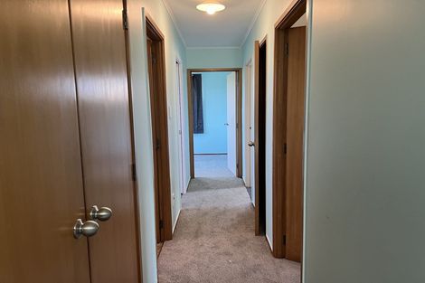 Photo of property in 121a Seabrook Avenue, New Lynn, Auckland, 0600