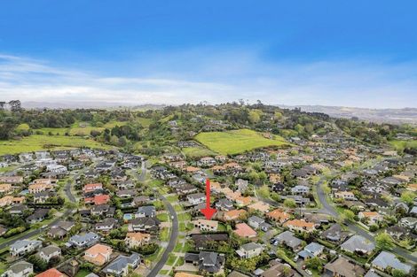 Photo of property in 11 Dunvegan Rise, East Tamaki Heights, Auckland, 2016