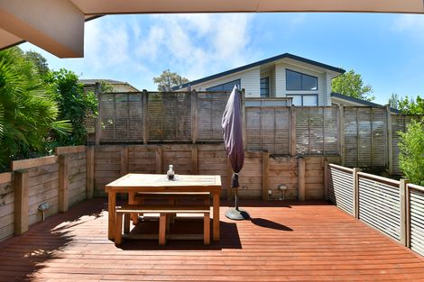 Photo of property in 88a Brian Crescent, Stanmore Bay, Whangaparaoa, 0932