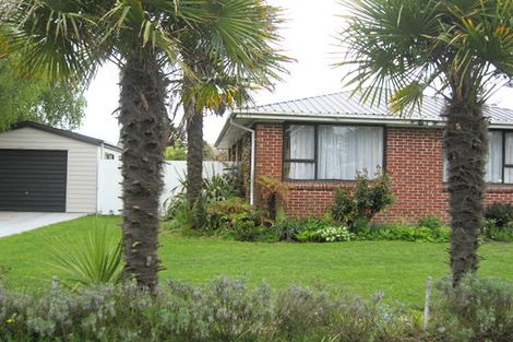 Photo of property in 2/70b Tuckers Road, Casebrook, Christchurch, 8051