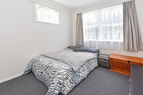 Photo of property in 10 Mcquarrie Avenue, Wattle Downs, Auckland, 2103