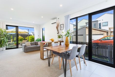 Photo of property in 20 Tuamaka Lane, Hobsonville, Auckland, 0616