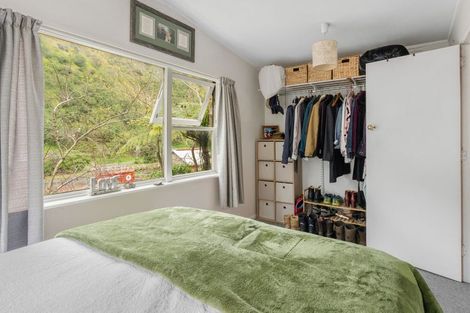 Photo of property in 56 Tilley Road, Paekakariki, 5034