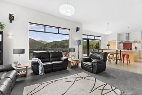 Photo of property in 30 Jordan Street, Owhiro Bay, Wellington, 6023