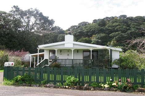 Photo of property in 14 Sarjants Road, Te Puru, Thames, 3575
