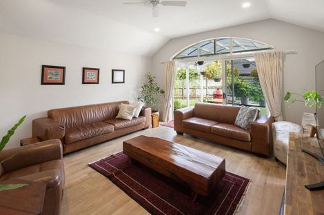 Photo of property in 2 Bransley Grove, Katikati, 3129