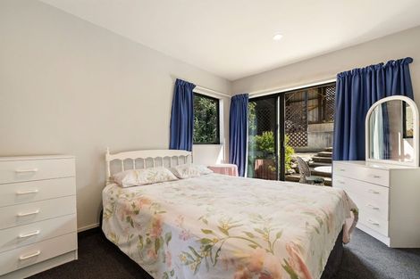 Photo of property in 18a Cameron Place, Fernhill, Queenstown, 9300