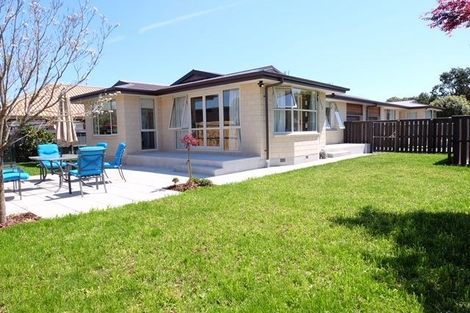 Photo of property in 2/107b Aorangi Road, Bryndwr, Christchurch, 8053