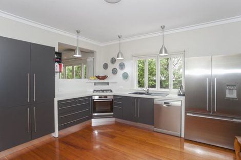 Photo of property in 4 Milverton Avenue, Hokowhitu, Palmerston North, 4410