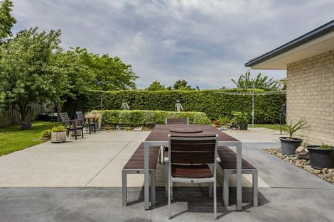 Photo of property in 2 Willowside Place, Amberley, 7410