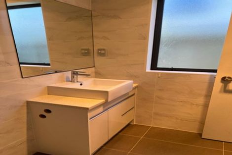 Photo of property in 16 Listack Drive, Flat Bush, Auckland, 2019