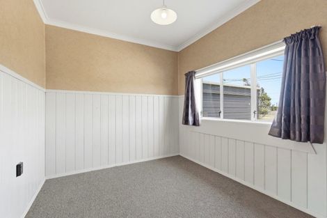 Photo of property in 10 Andresen Street, Foxton Beach, Foxton, 4815