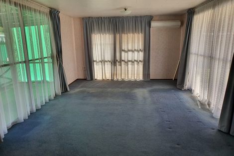 Photo of property in 55 Great South Road, Takanini, 2112