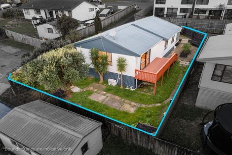 Photo of property in 1/9 Kimdale Place, Totara Heights, Auckland, 2105