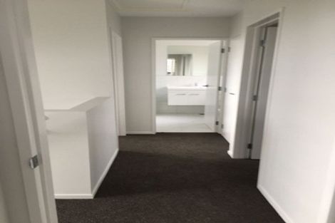 Photo of property in 7a Yeoman Place, Howick, Auckland, 2014