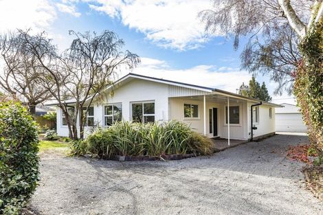 Photo of property in 8a Rosedale Place, Avonhead, Christchurch, 8042