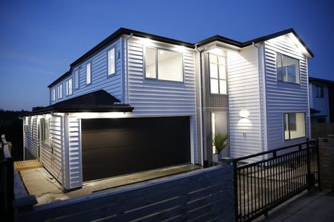 Photo of property in 28 Cirrus Way, Ranui, Auckland, 0612