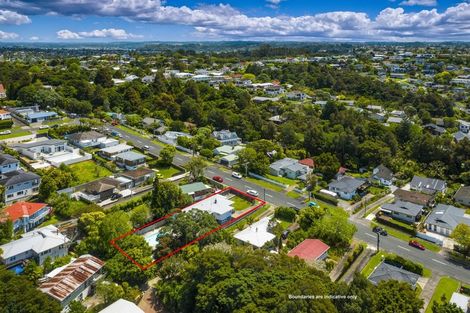 Photo of property in 15 Moore Street, Hillcrest, Auckland, 0627