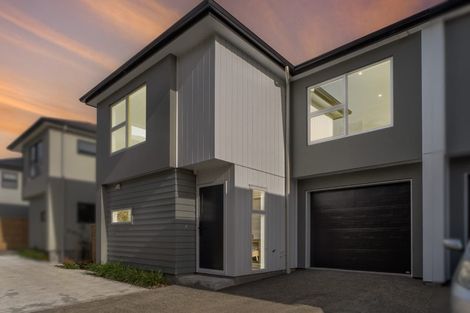 Photo of property in 20c Korau Grove, Stokes Valley, Lower Hutt, 5019