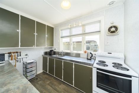 Photo of property in 109 Shamrock Street, Takaro, Palmerston North, 4412
