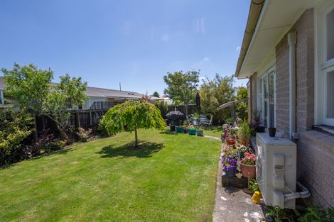 Photo of property in 63 Lochee Road, Upper Riccarton, Christchurch, 8041