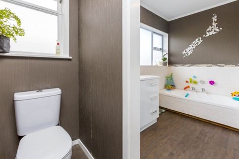 Photo of property in 5 Mitre Grove, Trentham, Upper Hutt, 5018