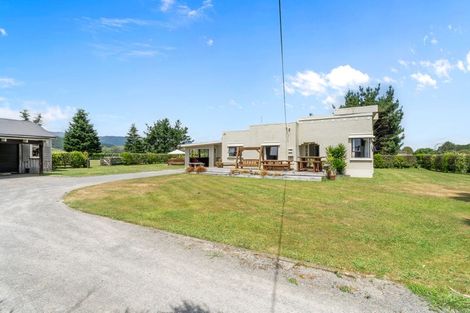 Photo of property in 4 Bishops Road, Ohau, Levin, 5570