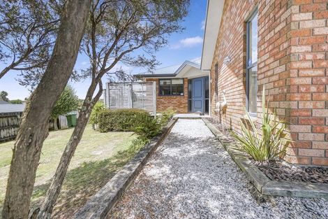 Photo of property in 13 Dorchester Place, Nawton, Hamilton, 3200