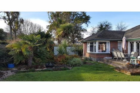 Photo of property in 27 Barclay Place, Burwood, Christchurch, 8061