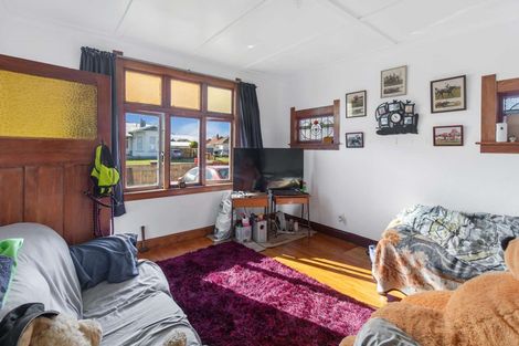 Photo of property in 1 Brunswick Road, Aramoho, Whanganui, 4500