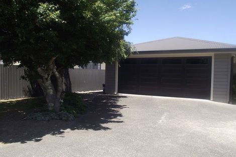 Photo of property in 31 Fisher Place, Carterton, 5713