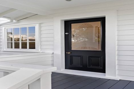 Photo of property in 44 Princes Street, Northcote Point, Auckland, 0627