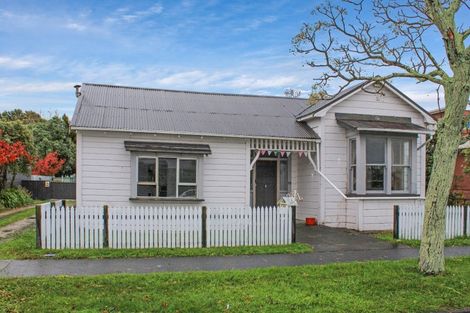 Photo of property in 38 Hereford Street, West End, Palmerston North, 4410