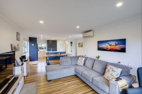 Photo of property in 14 Veronica Avenue, Marewa, Napier, 4110