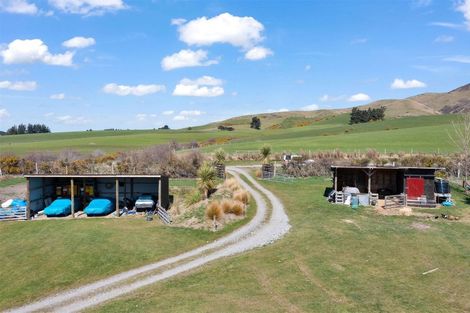 Photo of property in 219 Wyndale Road, Springfield, Sheffield, 7580