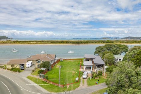 Photo of property in 1 Ewen Street, Ngunguru, Whangarei, 0173