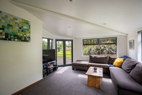 Photo of property in 42 Ridgewood Drive, Ridgewood, New Plymouth, 4371