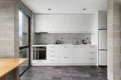 Photo of property in 1/868 Colombo Street, Christchurch Central, Christchurch, 8013