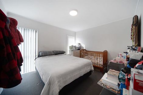 Photo of property in 2/22 Bingara Place, Favona, Auckland, 2024