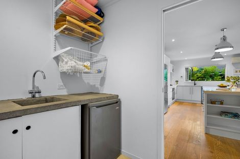 Photo of property in 371 Millwater Parkway, Silverdale, 0932