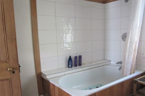 Photo of property in 52 Willoughby Street, Paeroa, 3600