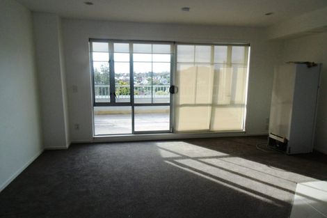 Photo of property in 3 Keystone Avenue, Mount Roskill, Auckland, 1041