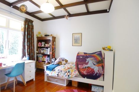 Photo of property in 43 Rawhiti Road, One Tree Hill, Auckland, 1061