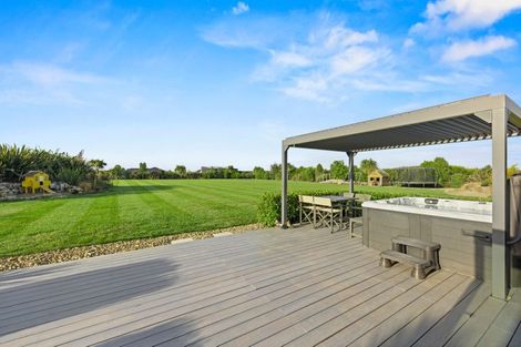 Photo of property in 22 Landsborough Drive, Darfield, 7571