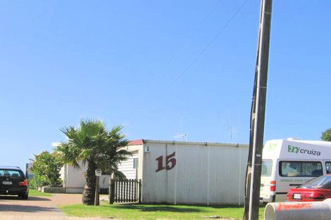 Photo of property in 15 Karewa Parade, Papamoa Beach, Papamoa, 3118