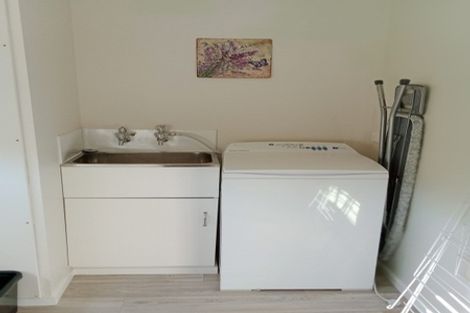 Photo of property in 18 Churchill Drive, Taradale, Napier, 4112